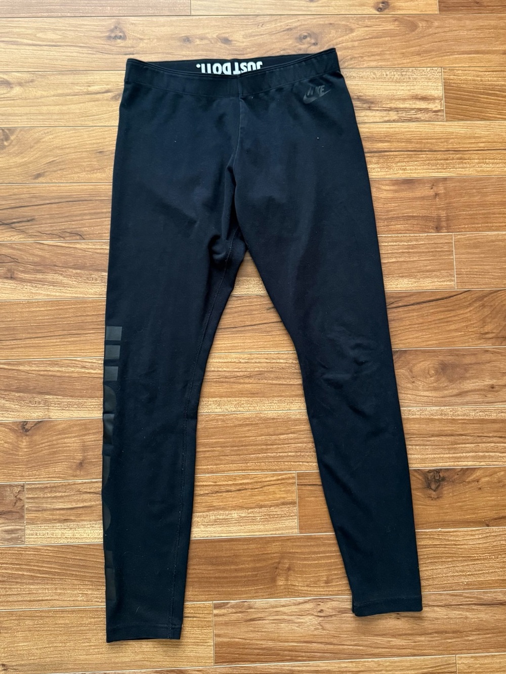Nike Black "Just Do It" Leggings Size Medium